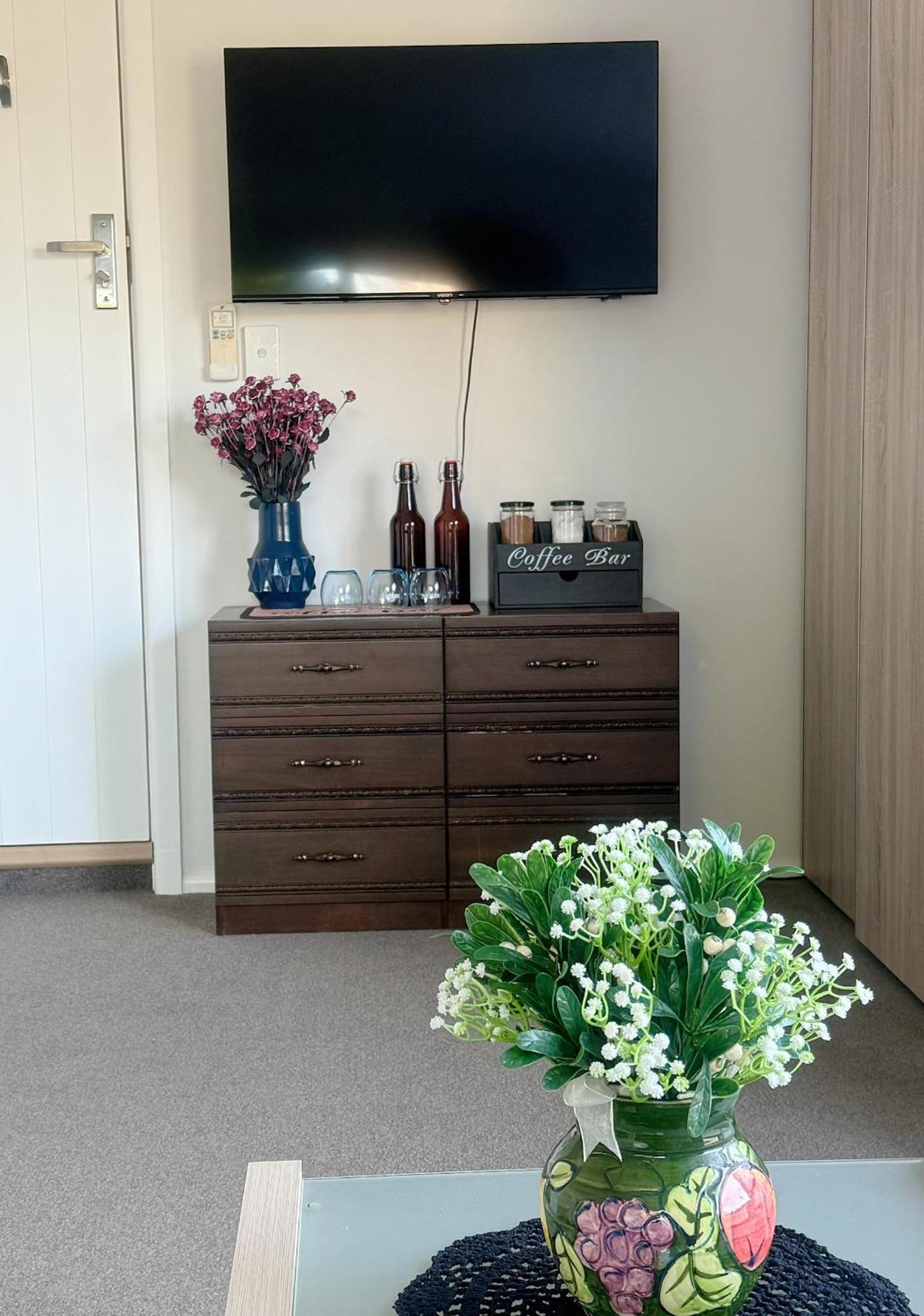 Cozy And Sunny Room Near City To Seapath كريستتشيرش المظهر الخارجي الصورة